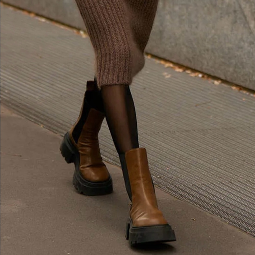 Chelsea boots